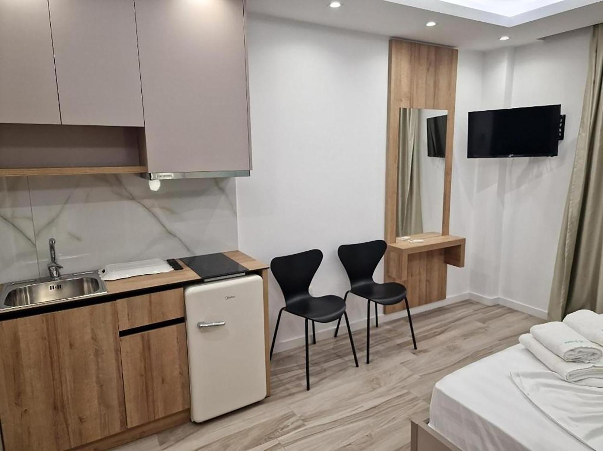 Joanna Suites Sarandë Esterno foto