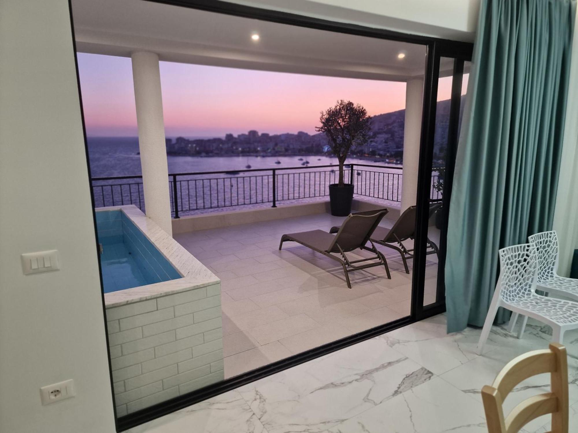 Joanna Suites Sarandë Esterno foto